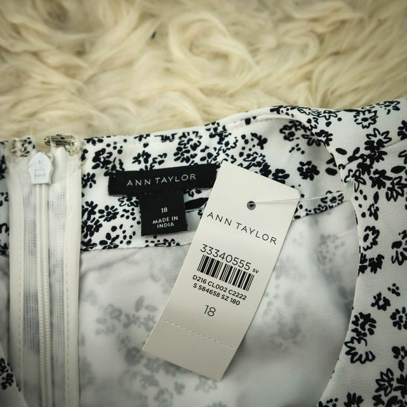 Ann Taylor Size 18 White Black Floral Print Fit Flare Pleated Sleeveless Dress - Picture 4 of 7